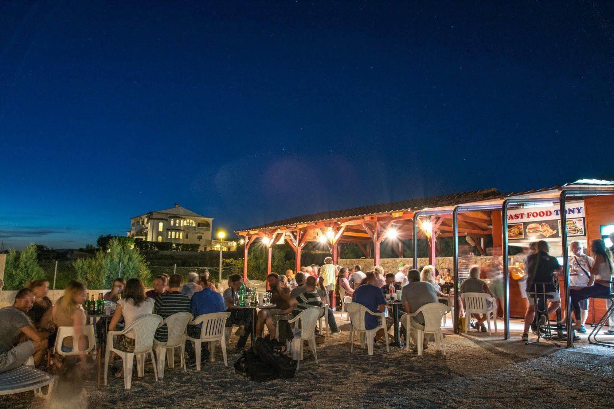 Hotel Tony Pag Town Kültér fotó