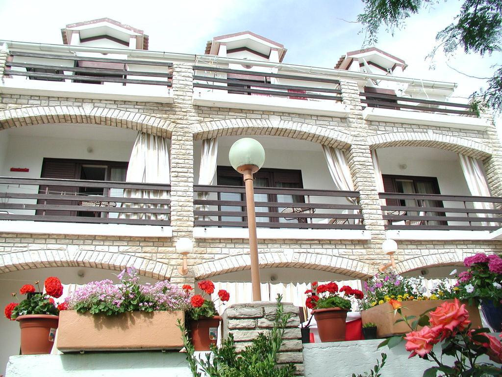 Hotel Tony Pag Town Kültér fotó